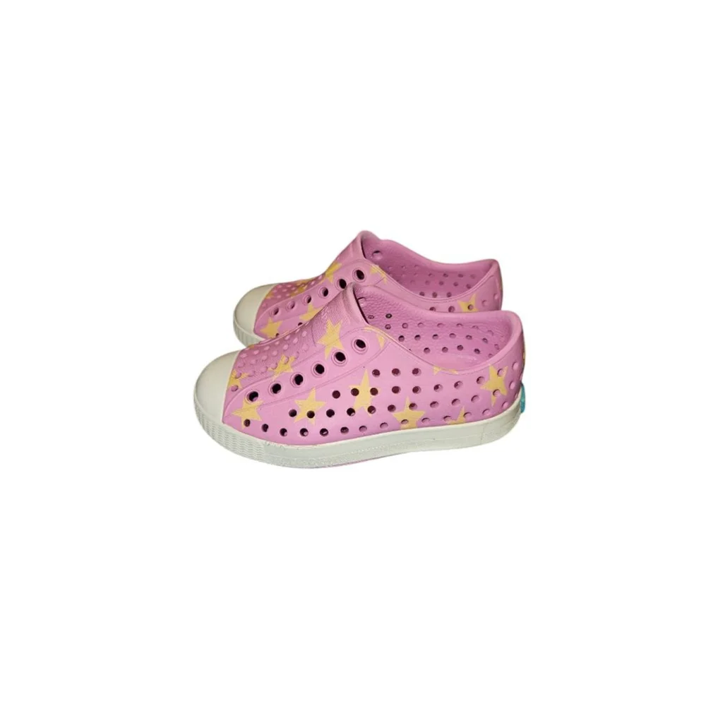 Native Pink Jeffersons Girl's Size 6 Pink / Stars